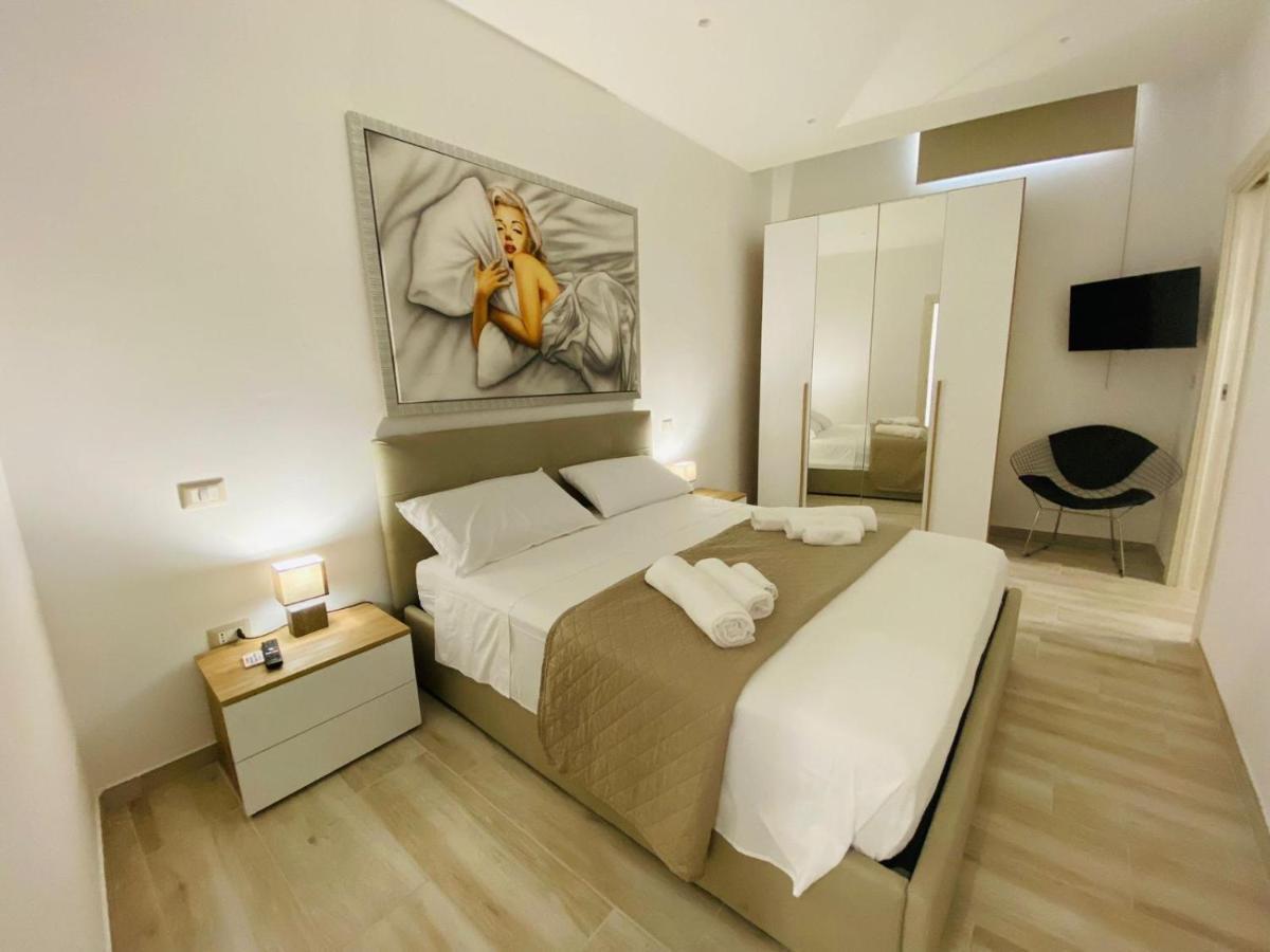 Nico'S House Villa บรินดิซิ ภายนอก รูปภาพ