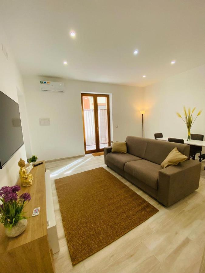 Nico'S House Villa บรินดิซิ ภายนอก รูปภาพ